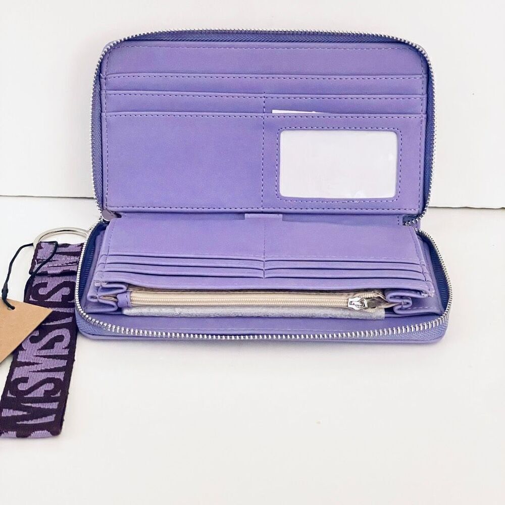 NWT Steve Madden BZIP-CNW Purple/Silver Zip Around Wallet Guitar Wristlet Strap - Picture 2 of 11